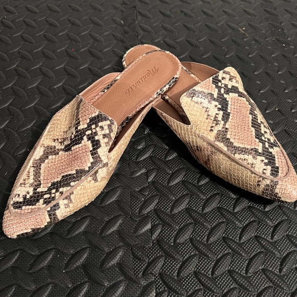 Madewell snakeskin mule slides 9 - Picture 3 of 3